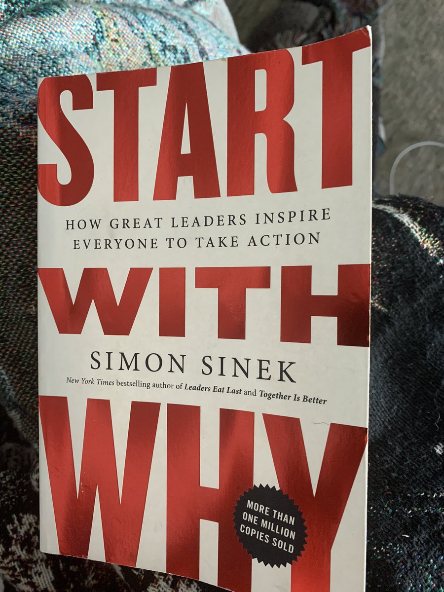 One of the books I’m reading now. @simonsinek 👏🏻👏🏻👏🏻 #GreatLeadersInspire