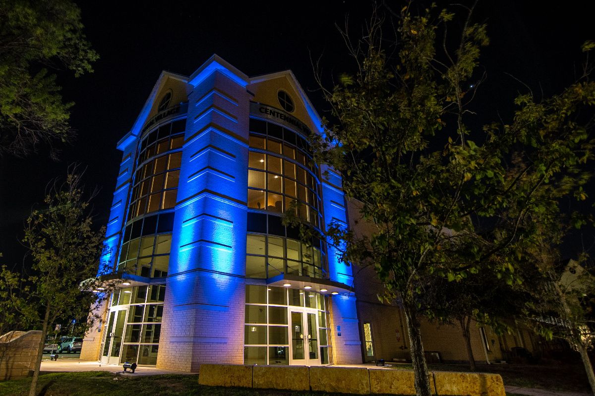 AngeloState's tweet image. To symbolize the strength the #RamFam embodies daily, the @angelohousing Centennial Village tower will be lit blue at night, and will remain that way until graduation in August. Together, we will RISE. Together, we are #AngeloStrong. Fiat Lux - Let there be Light!