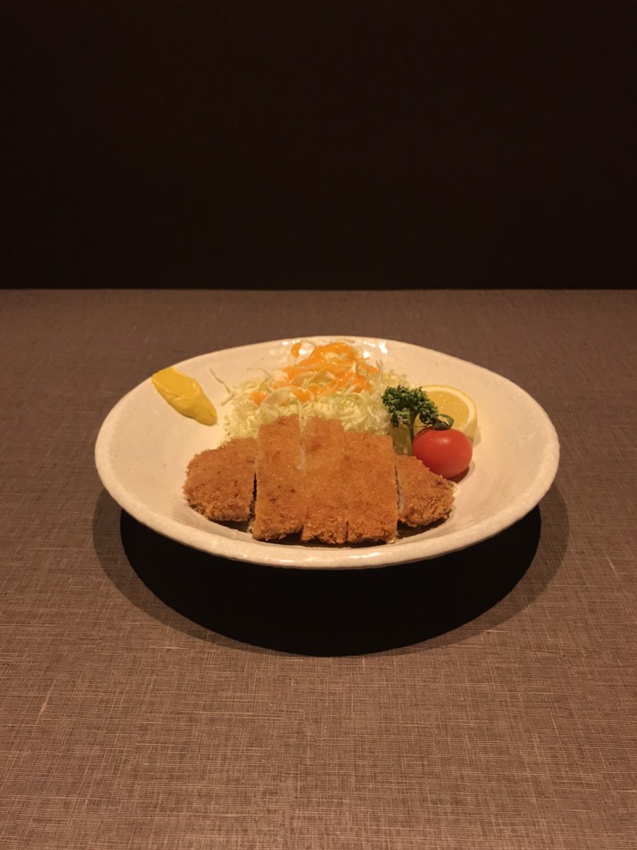 お菜家 新宿店 本日3月25日 水 の日替わりはロースかつ限定40食800円です 居酒屋ランチ 新宿 お菜家 新宿南口 日替わり