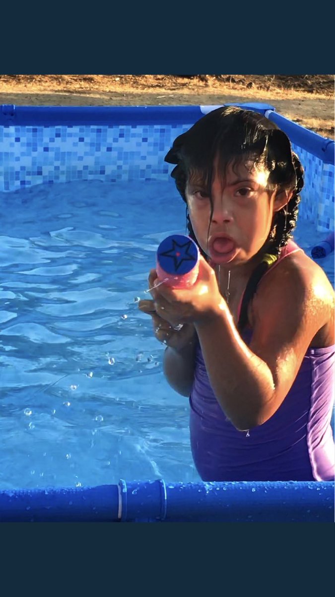 downcl's tweet image. si Julieta llega a tener Covid-19, primero tendria altas probabilidades de NO sobrevivir y peor aún, NO SERÁ prioridad para el sistema de Salud, no SERÁ candidato aun respirador, porque para el sistema de salud “ellos” son pacientes de baja expectativa de vida #QuedateEnTuCasa