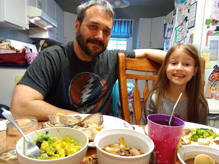 marc_serafin's tweet photo. #RPfamily @RPprincipal 
Unplugging for dinner https://t.co/GtDuLWhao2