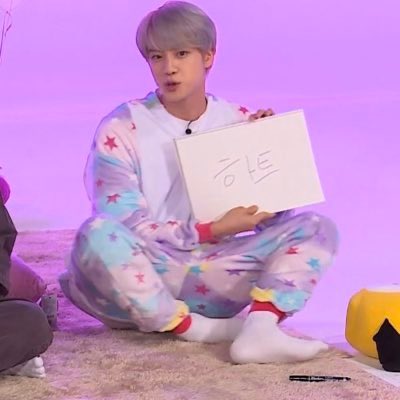 Jin’s tuna⁷𖧵💫 tweet media
