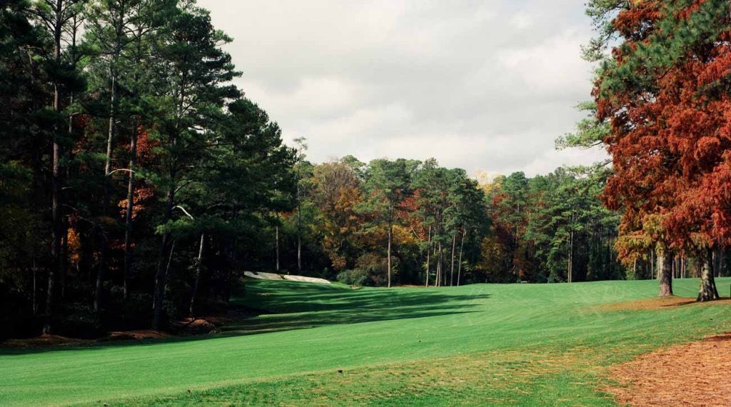 Believeland1994's tweet photo. If #TheMasters is played in October, sign me up! #FallMasters #AugustaNational https://t.co/wbeXRjgJDH