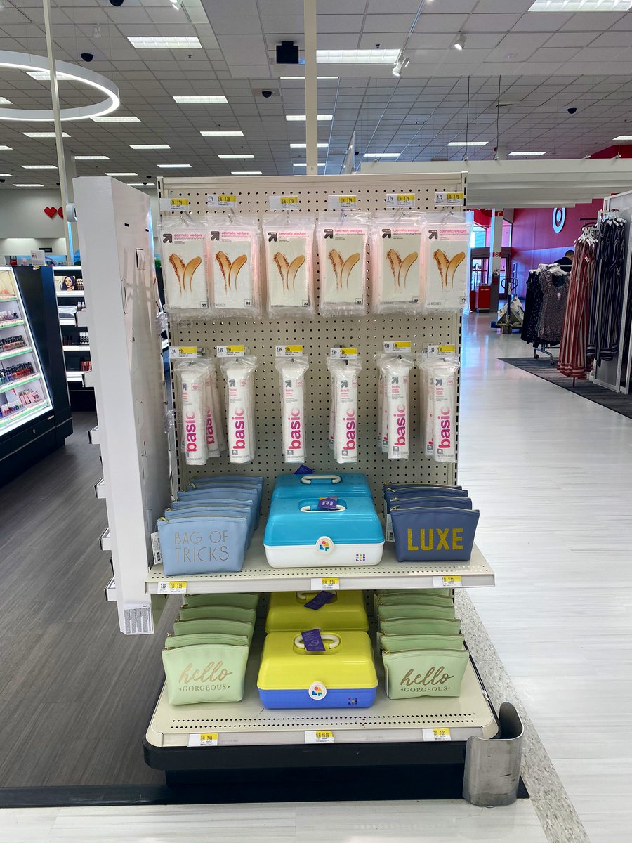 My Beauty teams merchandising game is strong 💪🏼 #flexing #beauty #endcaps #target #t1378