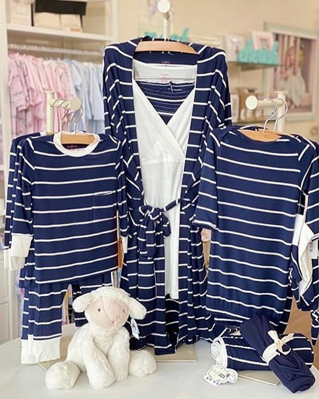 EverlyGrey's tweet photo. GIVEAWAY!🕺💃Yayeh!
We’ve partnered with our #smallbusiness friends @lovebambinos to give YOU and a FRIEND one of our comfiest pjs ever! Right now, it’s PJs all day, every day!
💙Like this post and follow @everlygrey 💙Follow/visit @lovebambinos to enter. 💙Winners announced … https://t.co/GkGOSO5lEq