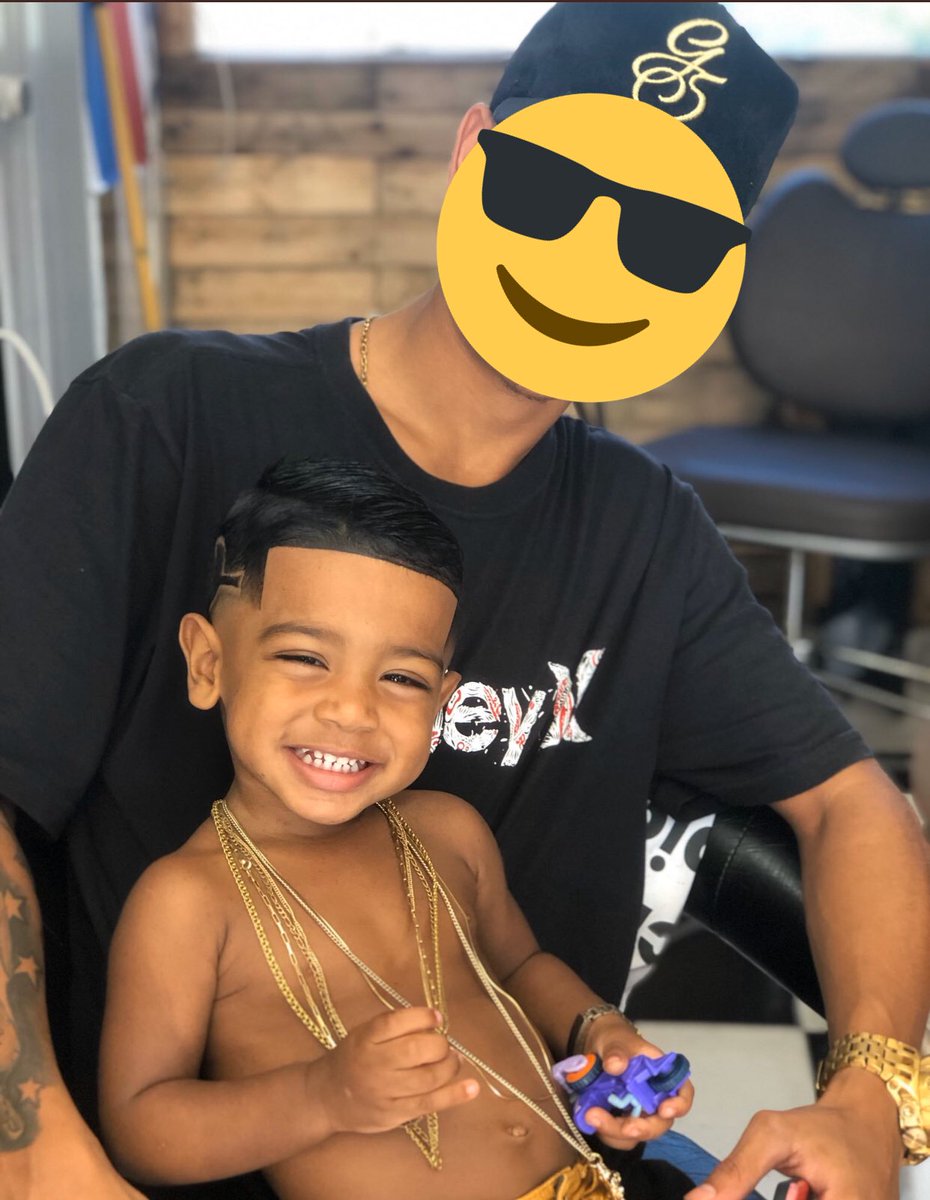 Vascaodocorte's tweet photo. A mãe quando leva // pai quando leva📏 https://t.co/qxvSqUu1b2