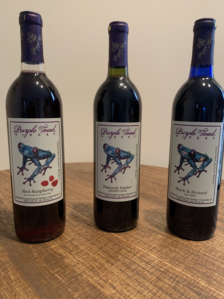 nastiasiwannabe's tweet photo. Wine delivery! My survival kit is complete! #StayHome https://t.co/M9YgtqgoqN