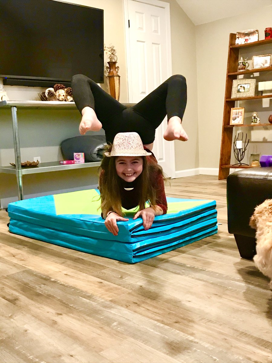 #hatday ⁦<a href="/bethebridgeDBES/">Doby's Bridge Elementary</a>⁩
