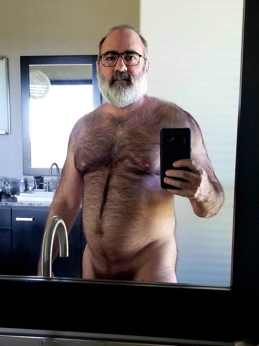 TooLate2Tweet's tweet photo. Tummy Tuesday and WOW 21k followers. Thank you all for the love. #tummytuesday #StayHome #QuarantineLife https://t.co/T1WKcAzA5M