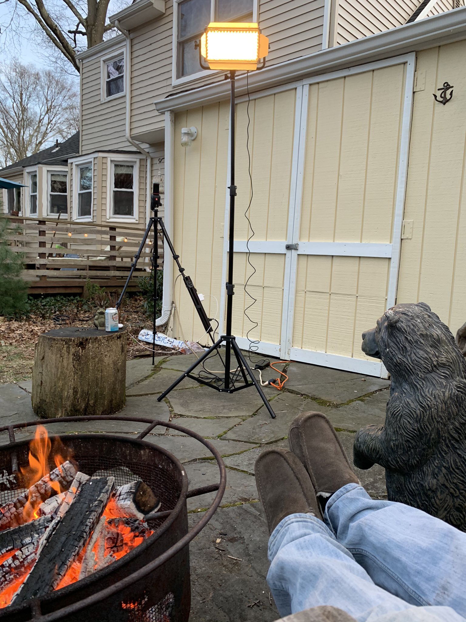twitter-dave-curren-practicing-socialdistancing-so-i-m-working-from-home-join-me-for-the-firepitforecast-at-8p-and-10p-news12nj-news12nj-njtonight-i-don-t-think-this-has-ever-been-done-on-tv