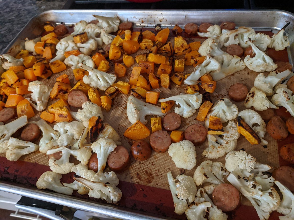 Alison_James's tweet photo. Keeping it simple tonight with a sheet pan dinner. https://t.co/tFKMg3A3Sg