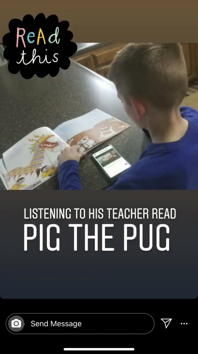 DanielleCGlynn's tweet photo. Student following along as I read digitally! How neat is that!!!!! #virtualteaching #iamlearningsomuch https://t.co/5PfSia4SKs