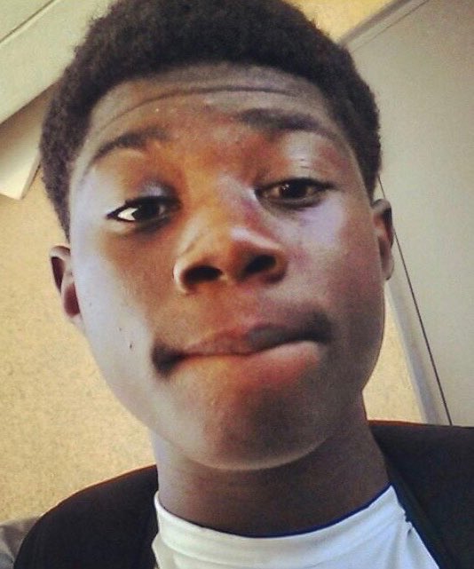 NiggativeA's tweet photo. Freshman               VS           Now https://t.co/UxWKZuwaQr