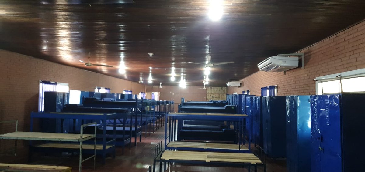 Santander_Rober's tweet photo. FFAA prepara área de aislamiento preventivo para los connacionales que ingresarán del extranjero desde la próxima semana. Acondicionan 625 camas https://t.co/uamoaUShIj