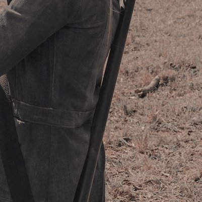 walkerdeadw's tweet photo. 14×10 - look at the flowers. 🥀 https://t.co/h7tt4T7MzU