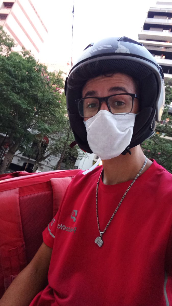 Hoy, reconozco y agradezco en nombre de Ezequiel Ledesma a todos los cadetes que colaboran para que los suministros lleguen a cada hogar en que los requieren #poneleCaraAlAplauso