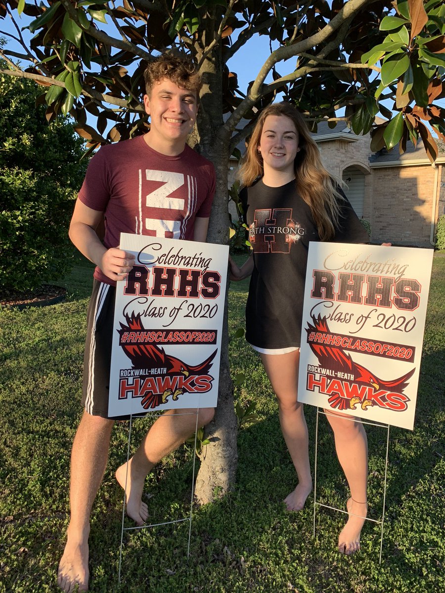 AmyBUMueller's tweet photo. Our seniors @RHHSclass2020 https://t.co/Ve899qPDnW