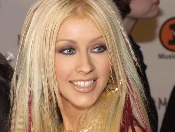 In 2001 Christina Aguilera was the first celebrity to sign a letter from PETA to the South Korean government asking that the country stop its alleged "abuse of dogs k*lled for food"