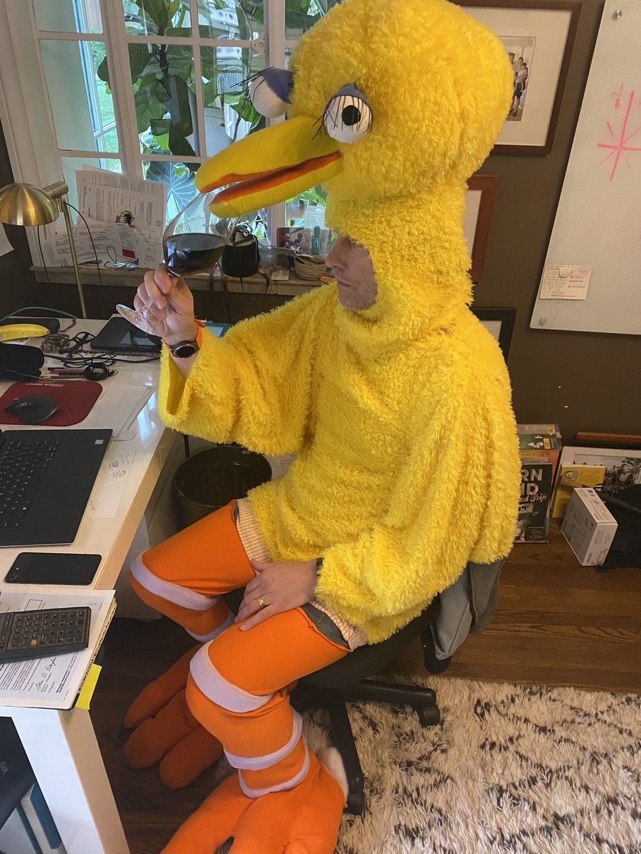 aileenlee's tweet photo. Just brought crazy WFH husb a glass of wine while he is on conf call.  Sending y’all love, hope and appreciation during these crazy times! https://t.co/lHEgLig7Do