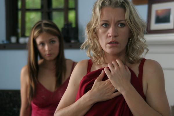 Preemie Maboroshi on Twitter: "I was also interested that the style of Simone's photography in Brooks's film Loving Annabelle was like that of Betsy Cameron. As Anne Higonnet shows, Cameron's style is