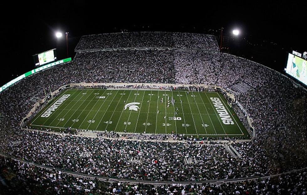 #AGTG Wow!! After a great conversation with <a href="/Coach_TGilmore/">Ted Gilmore</a> I am very, very blessed to receive an offer from Michigan State University⚪️⚔️ <a href="/MSU_Football/">Michigan State Football</a> <a href="/SkysTheLimitWR/">Margin Hooks</a> <a href="/CoachJacksonTPW/">Randy Jackson</a> <a href="/coachluster2/">Eric Luster</a> @RecruitaGoon @TrueBuzzFB <a href="/Coach_JoeyMoss/">Coach Joey Moss</a>