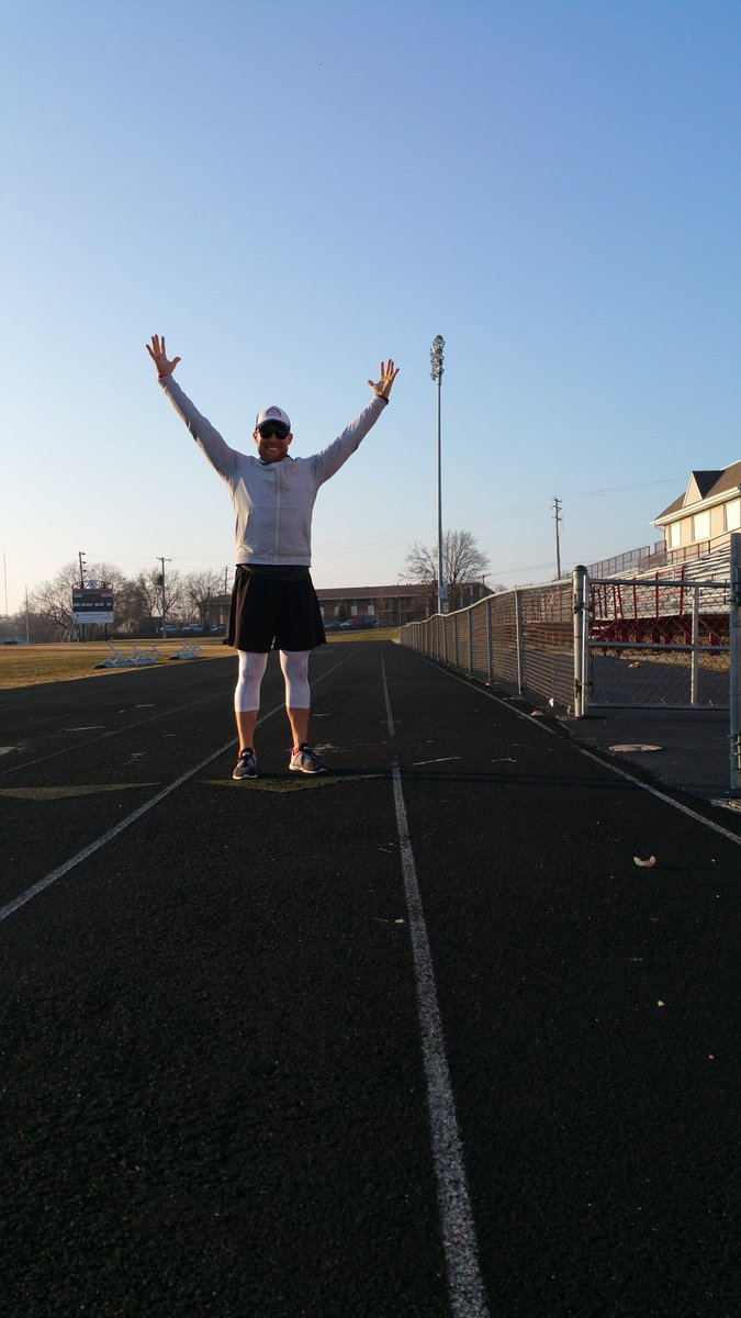EricG_CSCS's tweet photo. Some fresh air &amp; sunshine is an absolute must to keep the body &amp; mind right! #F45Brookfield #SweatLife @lululemon #lululemonambassador @F45Training @lululemonmen @APLbasketball #MKEStrong #Milwaukee https://t.co/tly35FKwnj