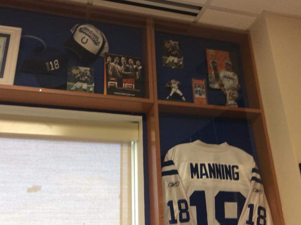 villafan_alex's tweet image. and it was a great experience to see how important has been Manning an his actions for this institution and the childrens there.
#TheGoat
@ColtsSuperFans1