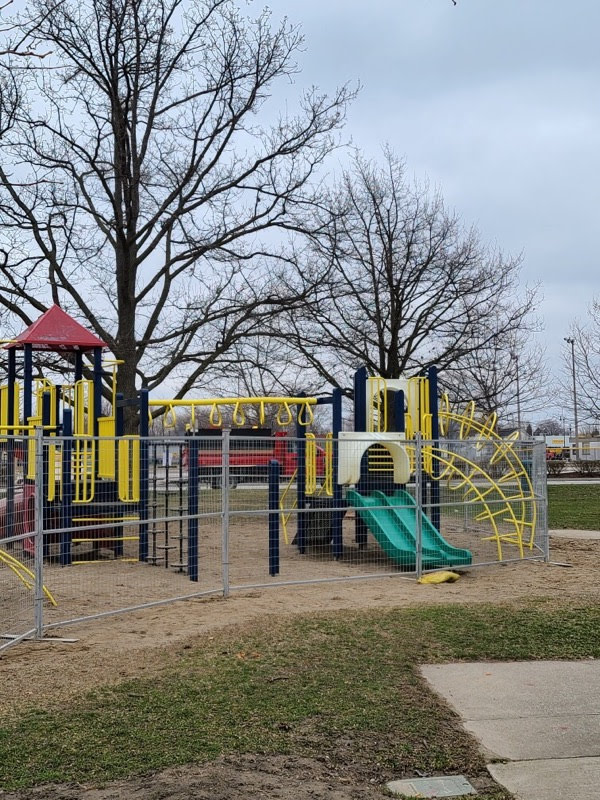 Aldo_DiCarlo's tweet photo. Park Equipment now fenced off.  Parks still open for walking.  Please respect social distancing.

Unfortunately the signs didn't do it.  Children were witnessed playing on the park equipment.  It's not easy to look at, but it was necessary to keep our children safe. https://t.co/6rMHtGv0XH