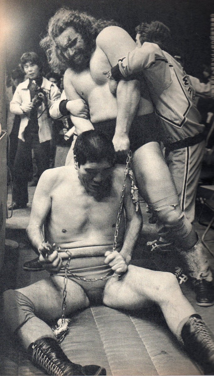 Between falls, enjoy this awesome picture of Giant Baba and Bruiser Brody.