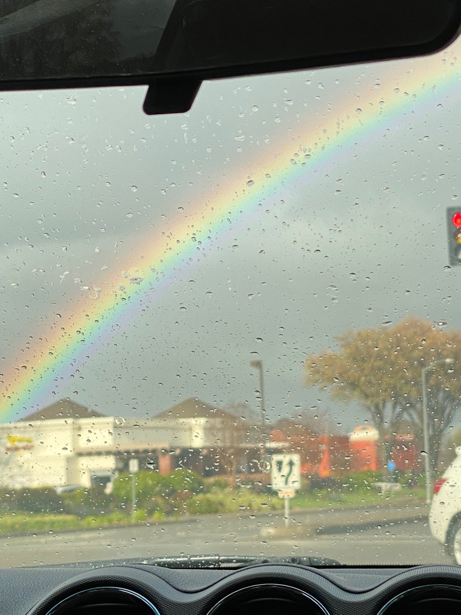 LisaLisalew's tweet photo. The greater your storm, the brighter your rainbow! Create your own rainbow EVERYDAY!!! ~Vacaville CA https://t.co/rJkCHnq7NE