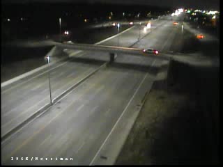 WWJTraffic's tweet photo. I-96 the Jeffries at Merriman Rd. 9:35 PM https://t.co/ddYvHXnd4b