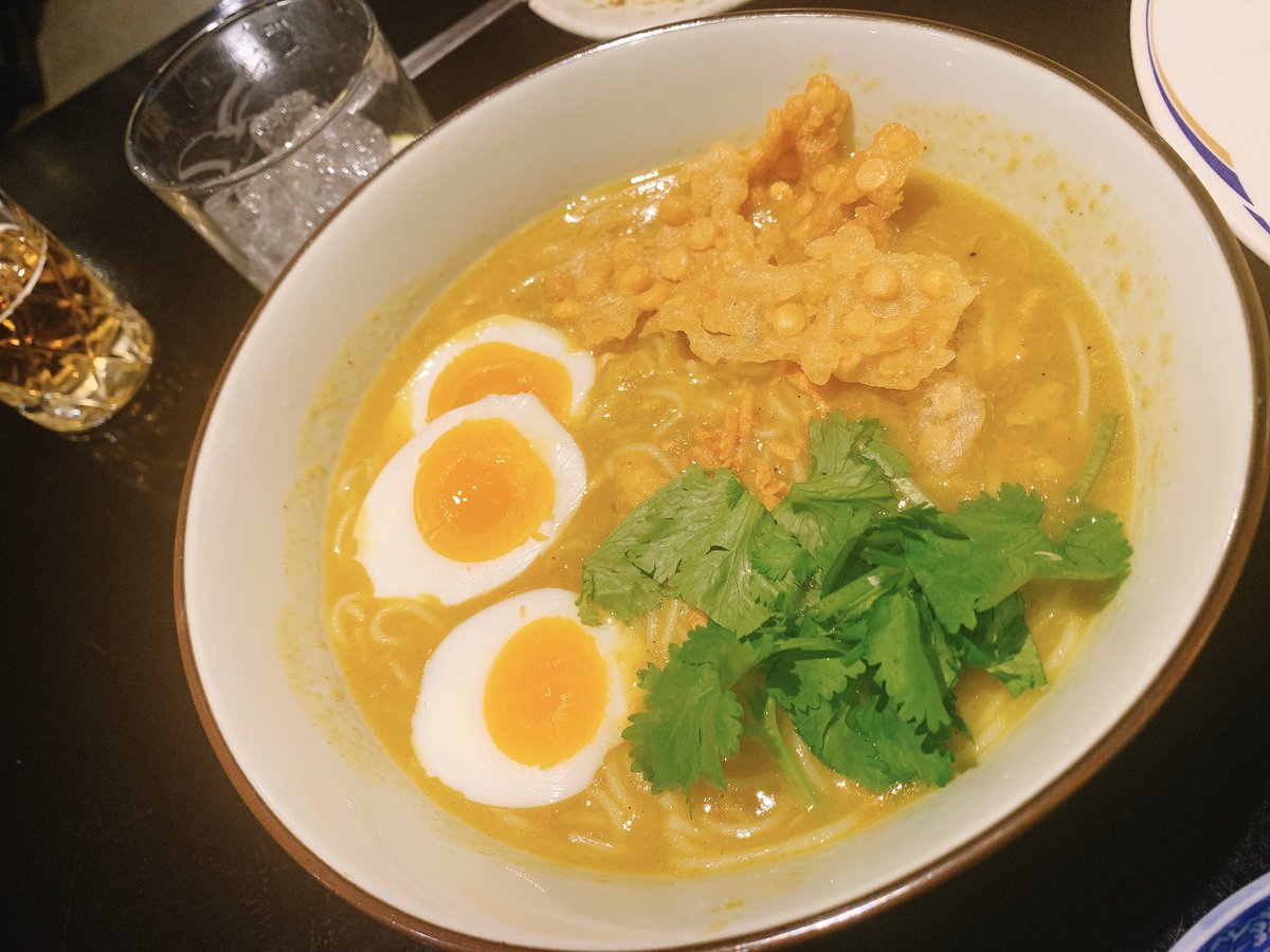 Wtson ミャンマー料理めっちゃおいしかった ひよこ豆から作った揚げトーフことトーフジョー 茶葉サラダのラペットゥ ミャンマー風カレーのヒン 国民食モヒンガー Wtson ミャンマー料理めっちゃおいしかった ひよこ豆から作った揚げトーフことトーフジョー 茶葉サラダのラペットゥ ミャンマー風カレーのヒン 国民食モヒンガー