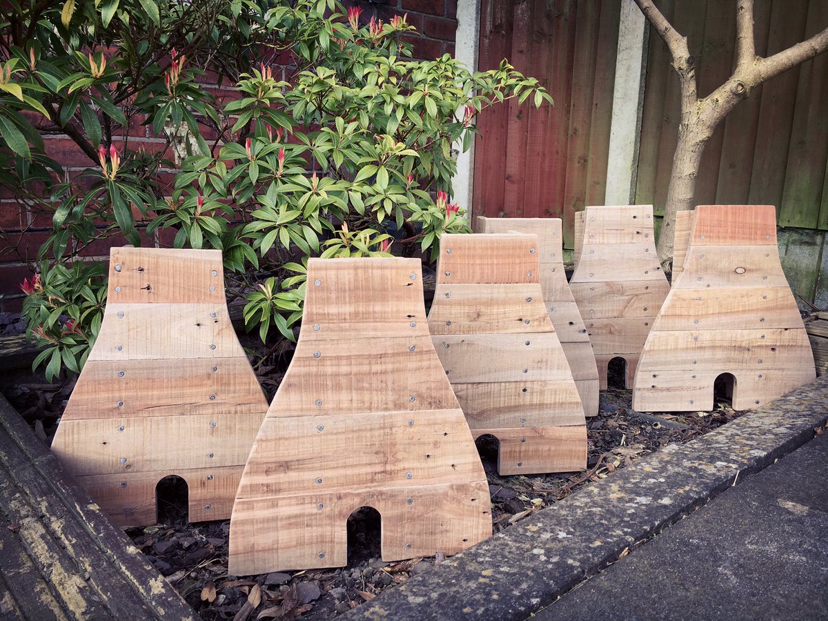 TheStoke2000's tweet image. ARTISAN PROJECT! New batch of 6 #Bottleoven planters made in #StokeOnTrent. Any #artist Interested? Get in touch. Chris - thestoke2000@gmail.com #MyStokeStory