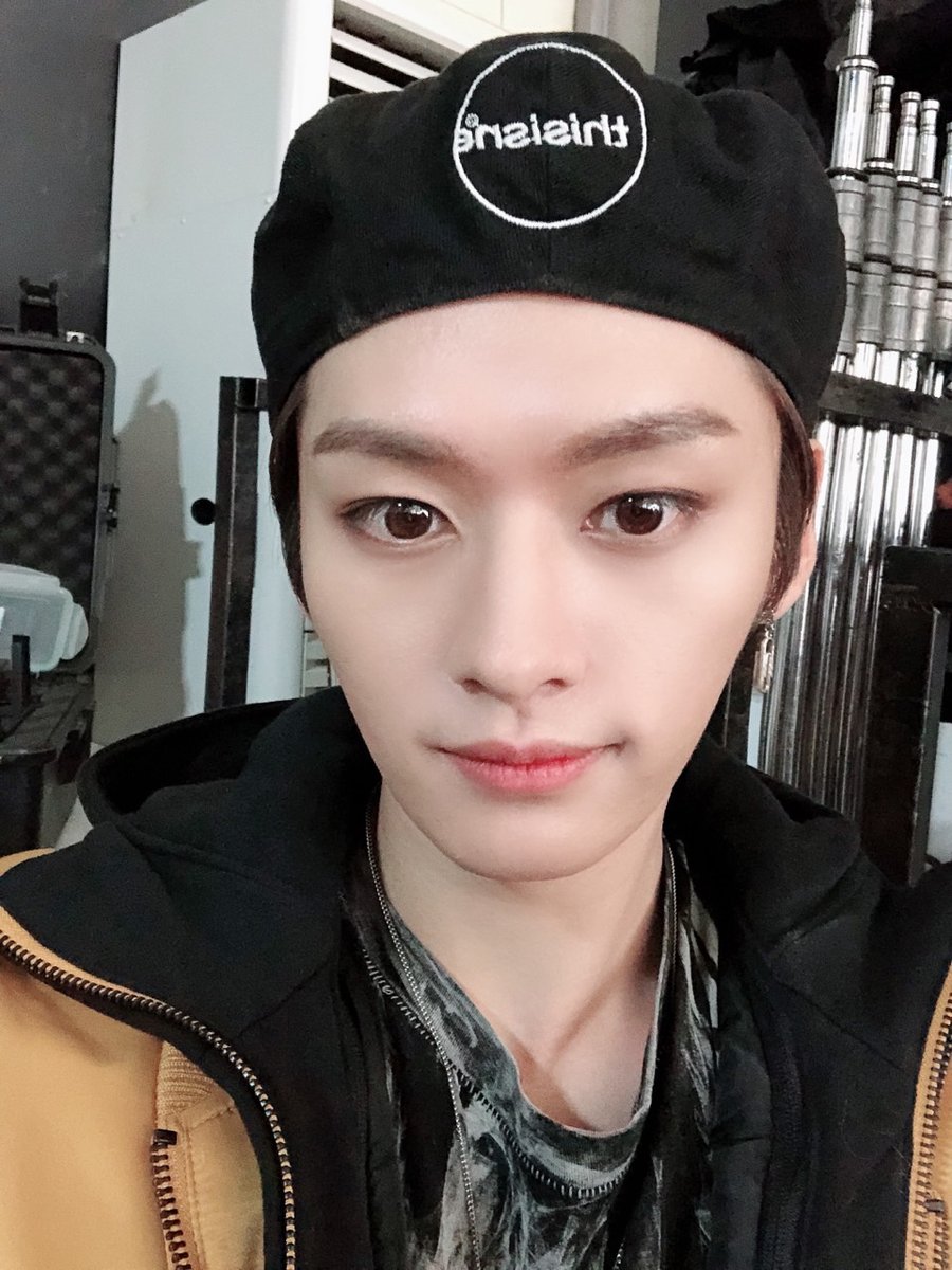 Stray_Kids's tweet photo. Stray Kids(스트레이 키즈) 2nd Anniversary with STAY 
Special Gift #10

#StrayKids #스트레이키즈
#Mixtape_바보라도알아
#Mixtape_OnTrack
#바보라도알아
#YouMakeStrayKidsStay
#StrayKids2ndAnniversary
#0325_YouMakeSKZStay
#스키즈_2주년_잘하고있어_자라고있어 https://t.co/xnJATtUVRe