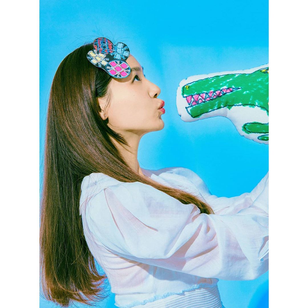 EugeneLoversPH's tweet photo. More photos from Eugene's "Let's Change for Earth" collaboration with #KWavex
#유진
#김유진
#eugene
#kimyoojin
📸: ownuownu
https://t.co/mENVzetw5h https://t.co/2mz8cXuxkO