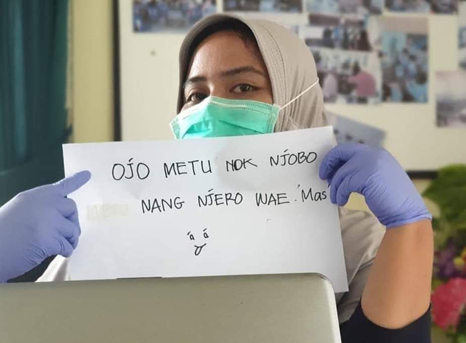 Jika dengan bahasa begini masih saja tidak paham, lalu dengan cara apa aku menjelaskan??