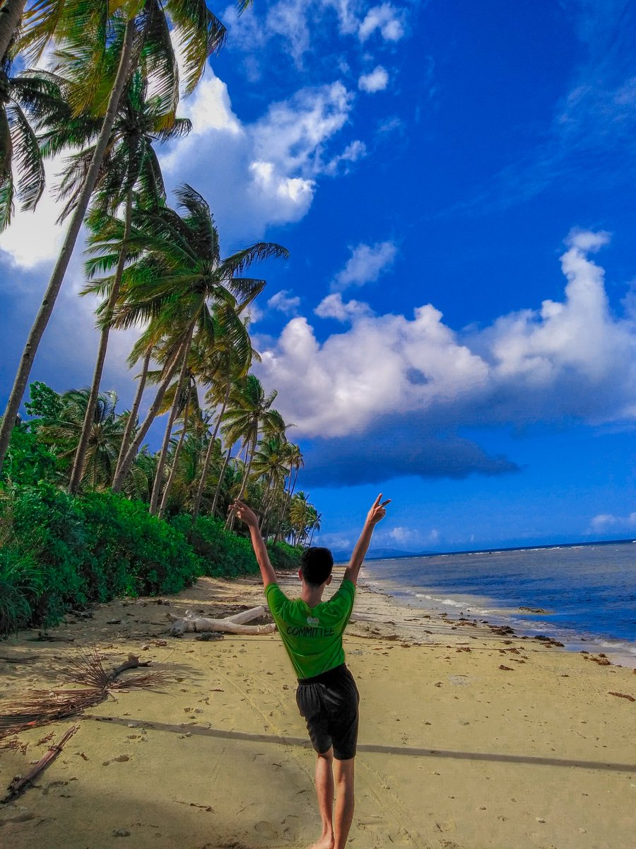 rickseylore's tweet image. Happiness is a day at the beach.

#forumsession #forumtraveller