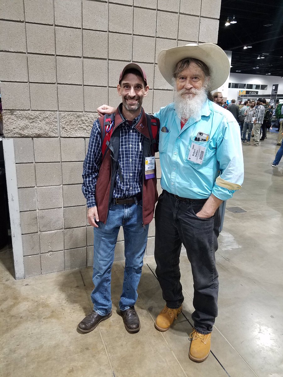 GRS_Science's tweet photo. @Geology_History Had the privilege of chatting w/him at #GSA2016 ! π¦β
Happy Birthday Dr. Bakker! π https://t.co/6Mehtwv41n