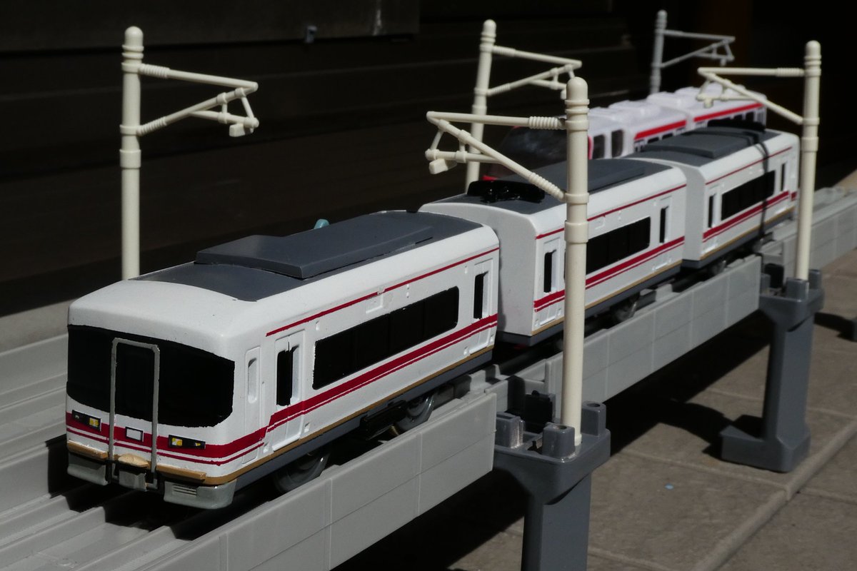 あ き じ 改造プラレール 名鉄1600系が完成しました 313系の顔と名鉄00系の車体で作りました 久しぶりに納得できる作品で満足です
