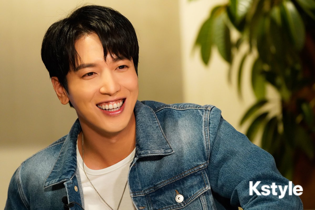 Kstyle_news's tweet photo. 【密着レポ】CNBLUE ジョン・ヨンファ、体力測定リベンジで大は���ゃぎのLINE LIVEに！？「10年前の路上ライブを思い出します」
https://t.co/wjYhFitWjz

#CNBLUE #ジョン・ヨンファ #ヨンファ https://t.co/RwXoNt5CG7