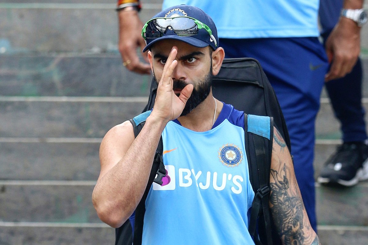 BCCI's tweet photo. Spread the word 🗣️🗣️
Stay home 🏠
Stay safe 🤗🤗 https://t.co/cdr9w37XDw