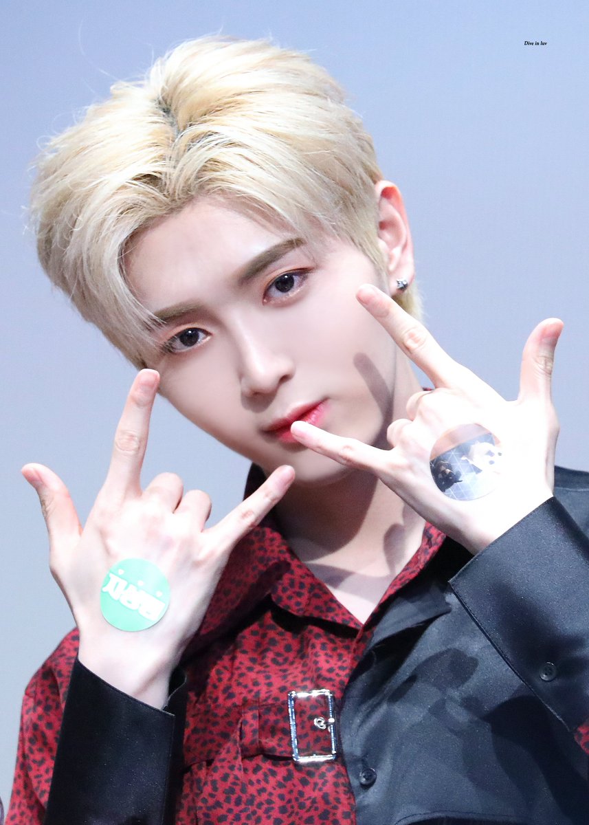 𝑫𝒊𝒗𝒆 𝒊𝒏 𝒍𝒖𝒗 tweet media