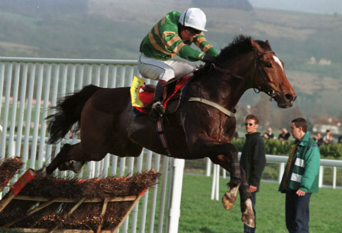 RacingBreaks.com tweet media