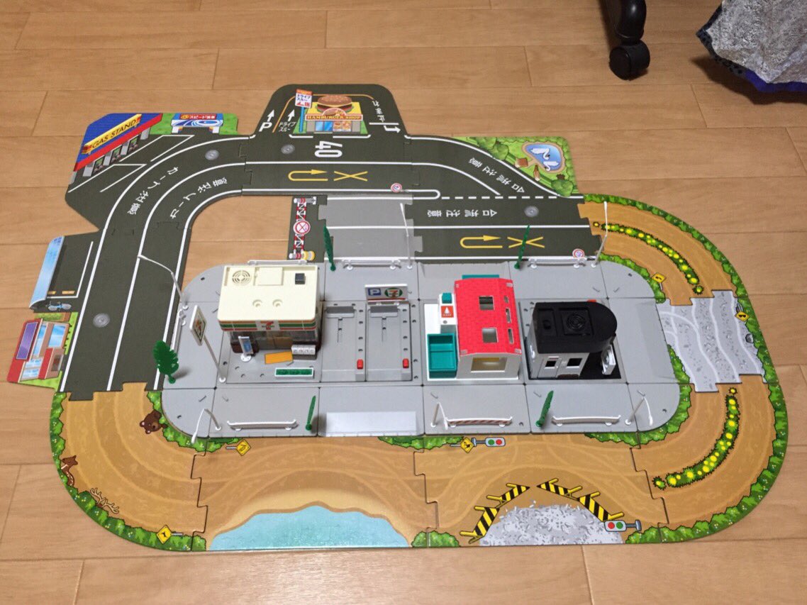 トミカタウン トミカ  つながるオフロード　工事現場セット　工事車両　標識 トミカ つながるオフロード オンライン限定価格*トミカワールドと