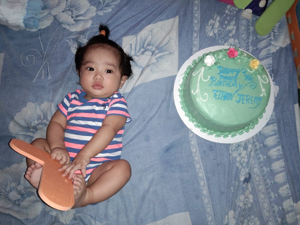 MarquinezEmilyn's tweet photo. Happy 7th months old, baby namin🎉💖 https://t.co/y90Jliz90g