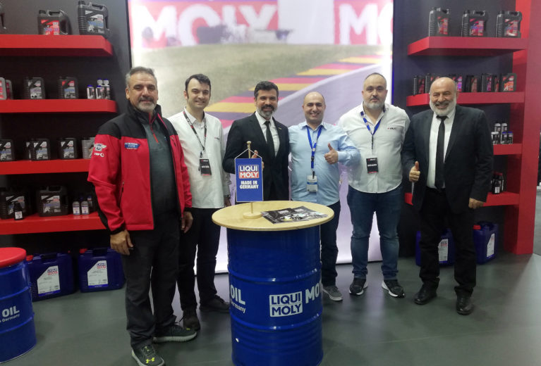 TRmotosports's tweet photo. #Liqui #Moly Türkiye #Motokros #Şampiyonası’nın İsim #Sponsoru #Oldu
https://t.co/GhN1aATvJU
#TRmotosports #2020 #GP #GrandPrix #Grid #Haber #Isim #Motorcycle #Motorsporları #Motorsport #Motorsports #Motosiklet #Pist #Şampiyona #Şampiyonası #Start #Turkiye https://t.co/2aTOc2KaI5