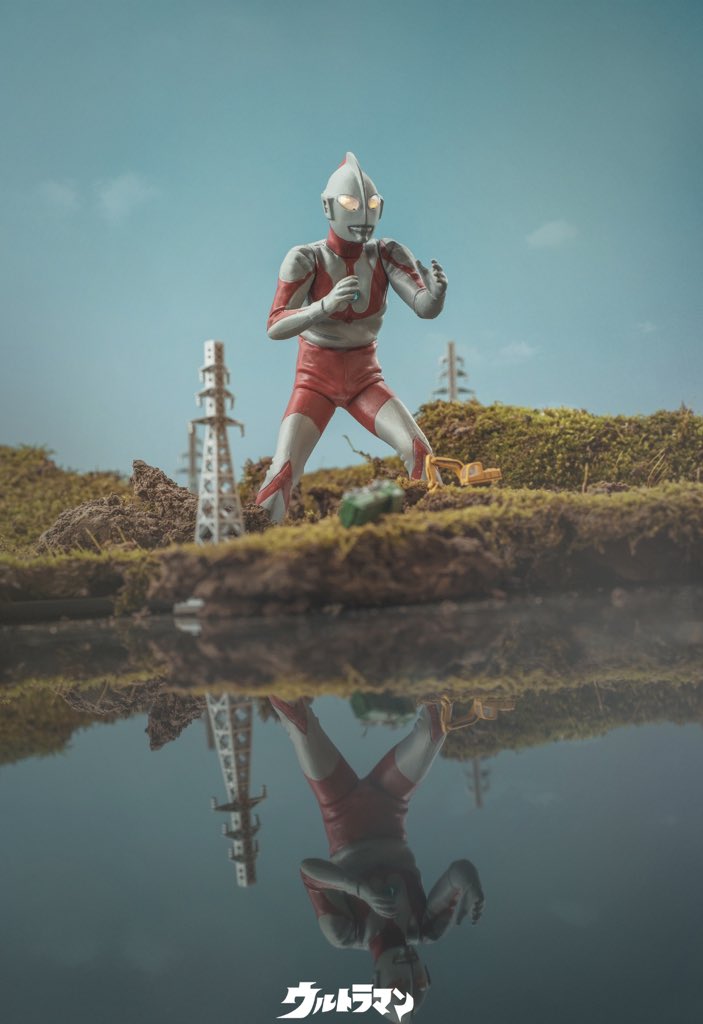 jue05693772's tweet image. The reflection of marble looks like a river.#ウルトラマン