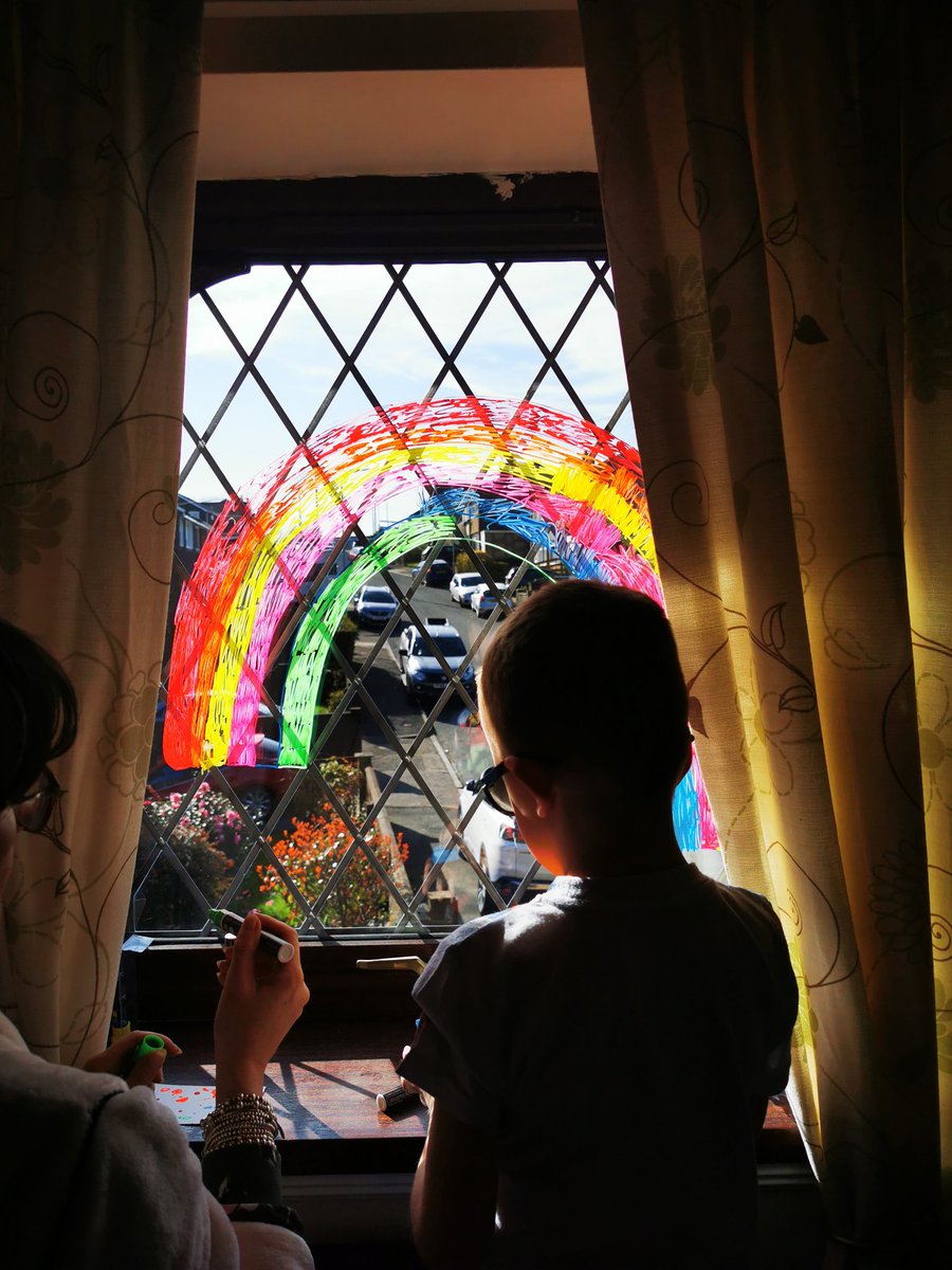 RLCodyx's tweet photo. Logan drawing rainbows on windows to make people smile 😁 @GwaunmeisgynFP @gwaunmeisgyn @shaunaghwill1 https://t.co/j7o1bpeAtn