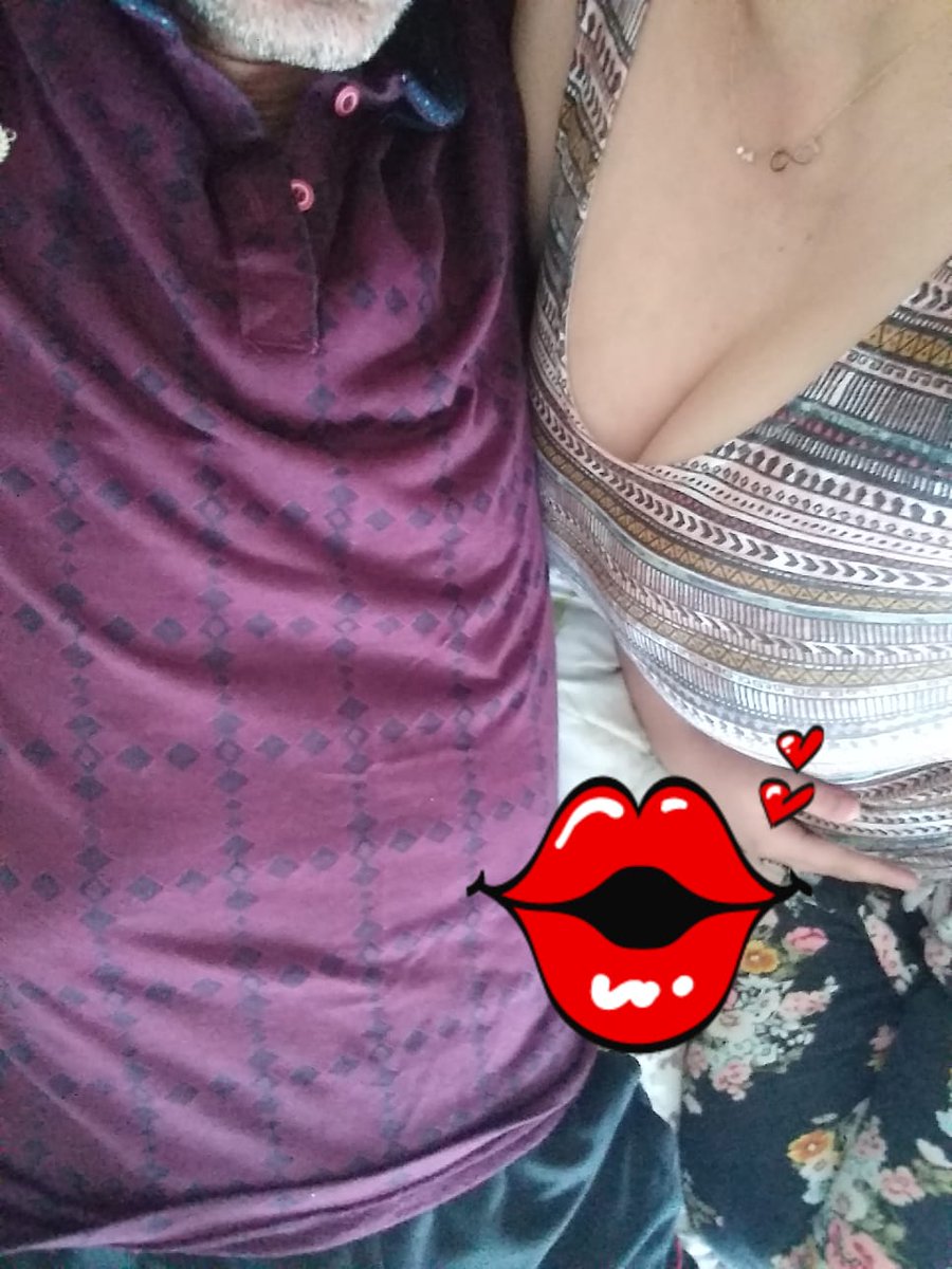 Bizimle bu akşam için hoş sohbet muhabbet edecek bir kaç kadeh birşeyler içip geceye renk katacak çift arkadaşlar varsa özelden yazabilir vallahi otur otur sıkıldık biraz aksiyon şart