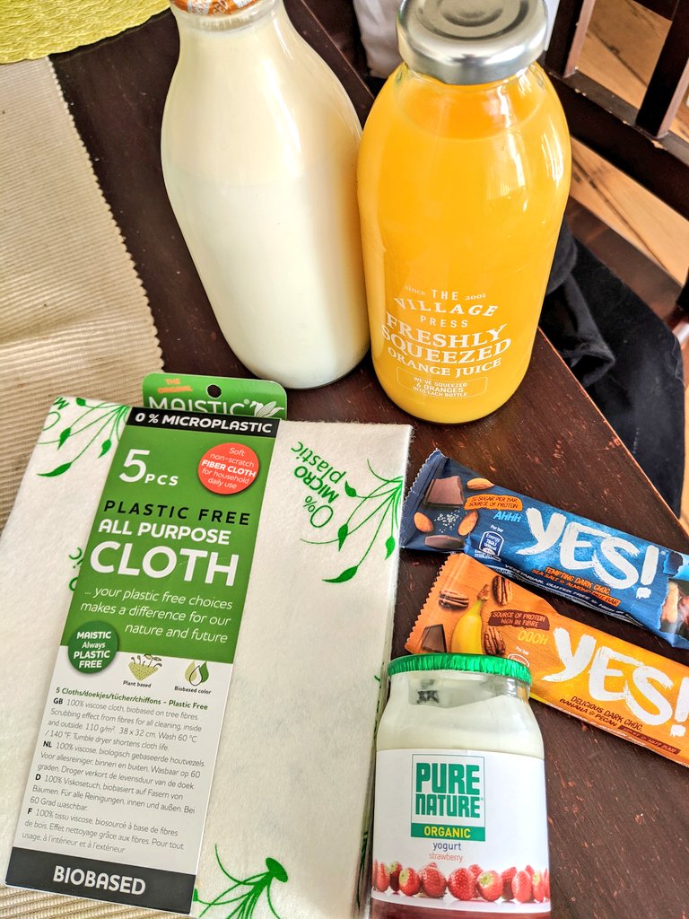 aplastic_planet's tweet image. We're interested to see if you're able to maintain your #plasticfree lifestyle.

Please tweet your pics tagging us + with the hashtag #plasticfreehome so that we can retweet and share with this amazing community 💙💚🖤🧡❤️💜